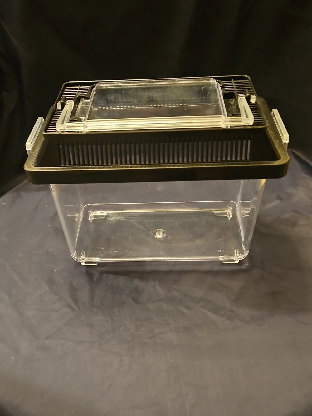 Exo Terra Mini Faunarium / Plastic Critter Keeper Reptile Carrier